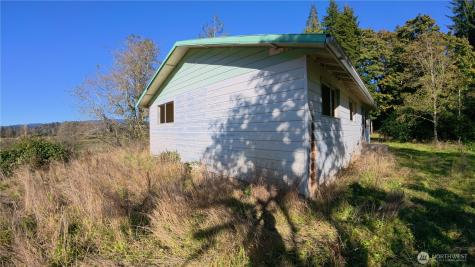 105 E Valley Road Skamokawa WA 98647
