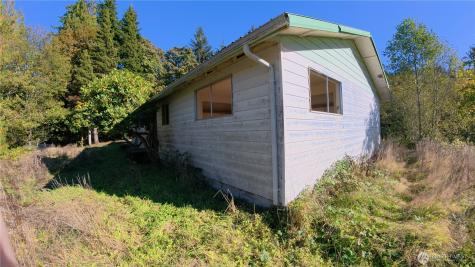105 E Valley Road Skamokawa WA 98647