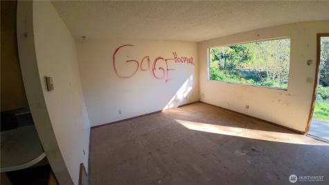 105 E Valley Road Skamokawa WA 98647