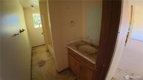 105 E Valley Road Skamokawa WA 98647
