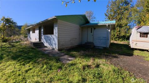 105 E Valley Road Skamokawa WA 98647