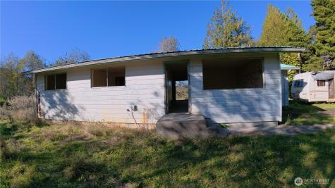 105 E Valley Road Skamokawa WA 98647