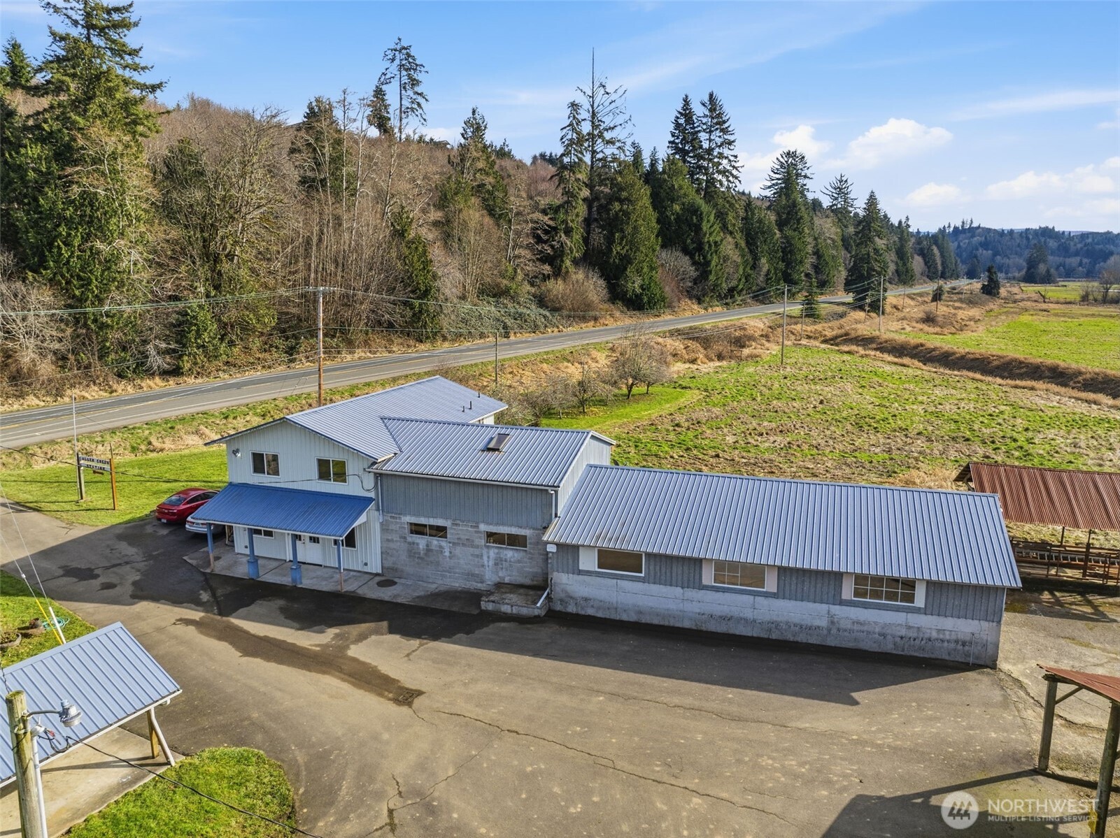 957 W State Route 4 Cathlamet WA 98612