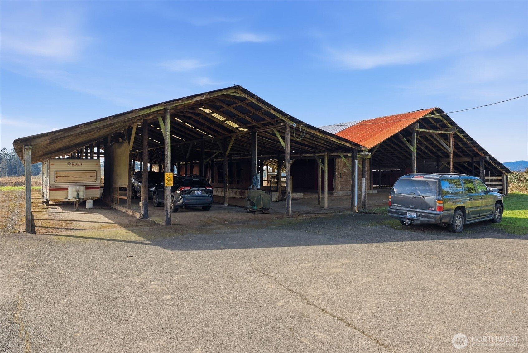 957 W State Route 4 Cathlamet WA 98612