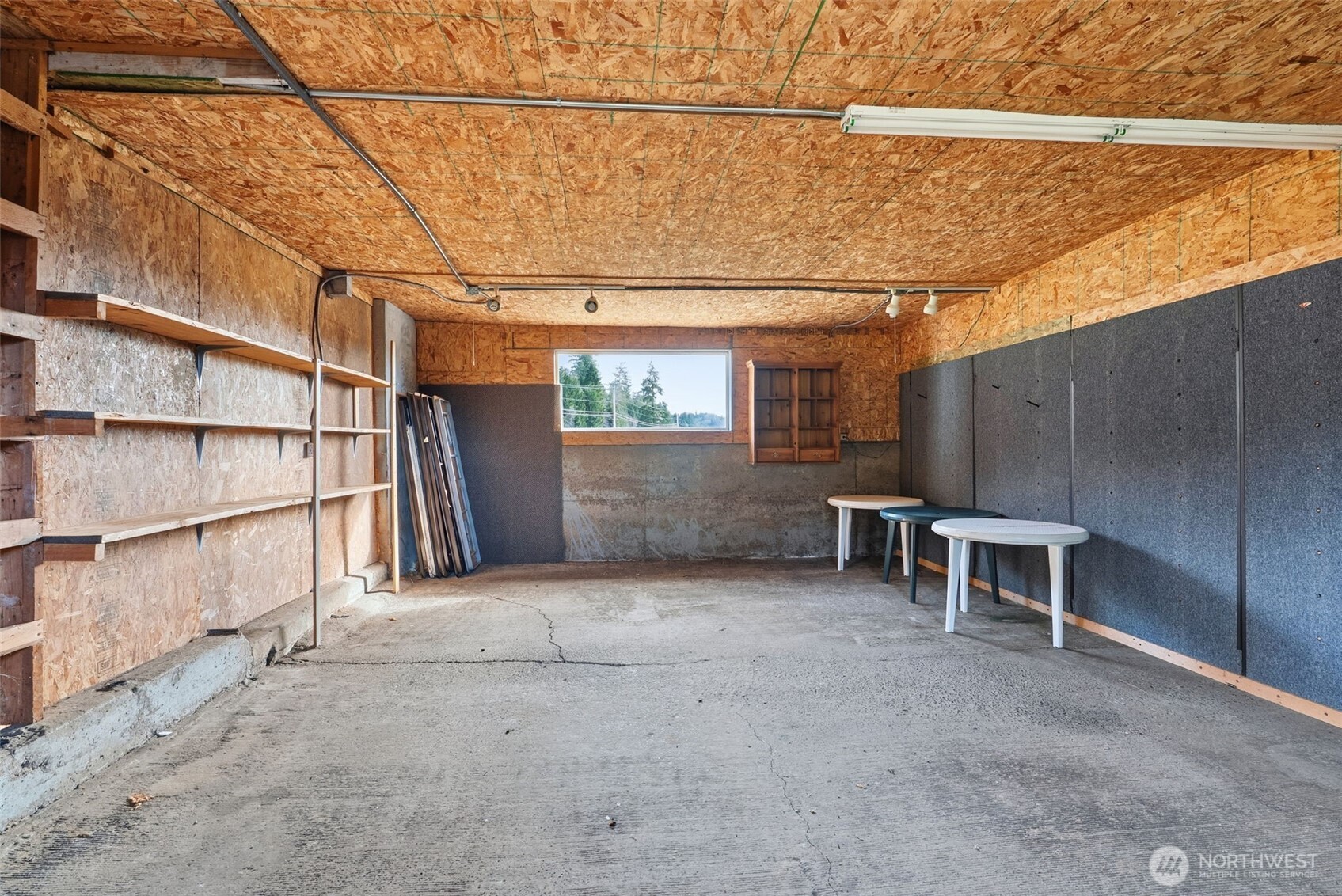 957 W State Route 4 Cathlamet WA 98612