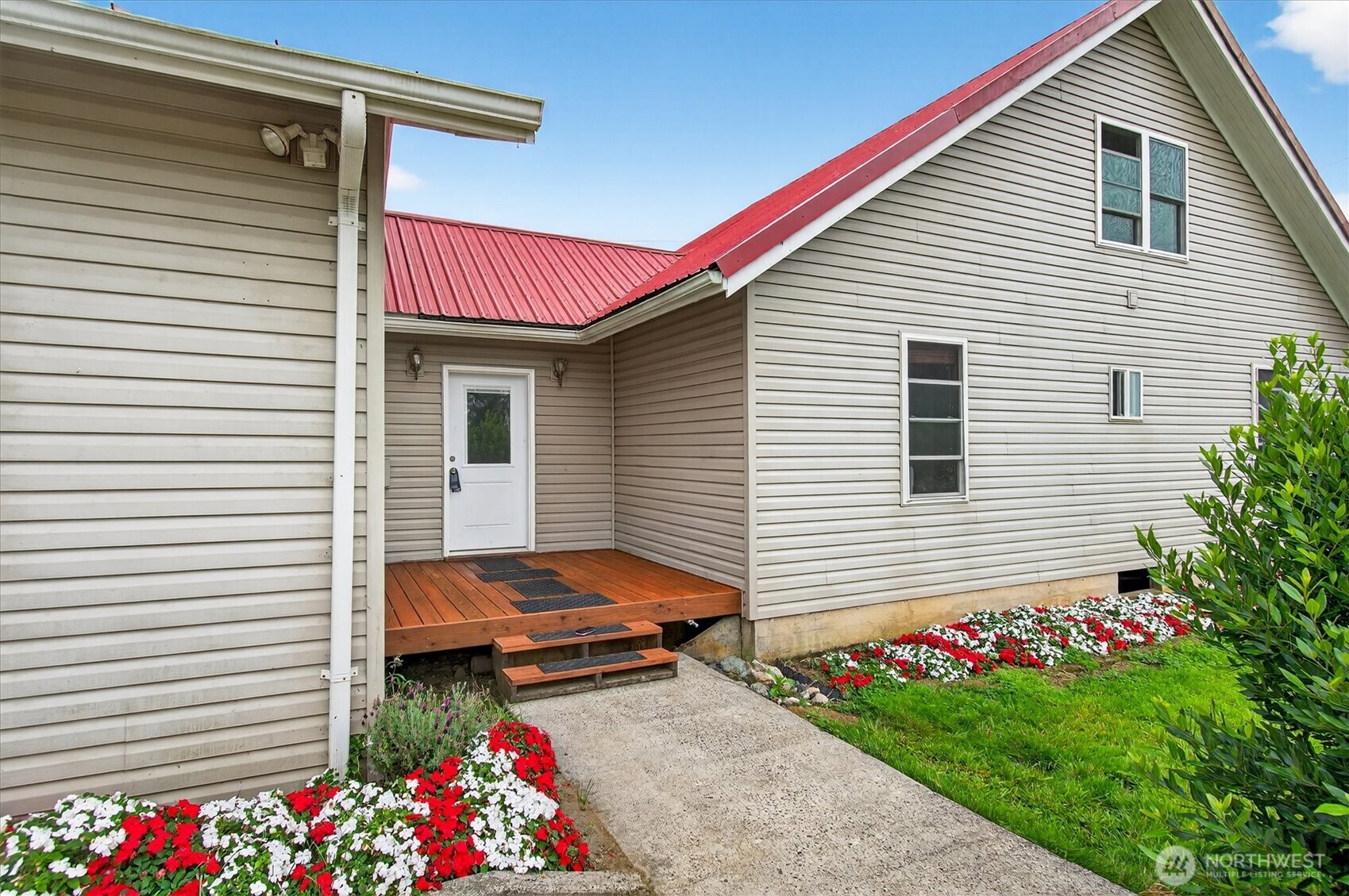 1710 W State Route 4 Skamokawa WA 98647