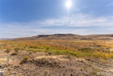 61 Dyer Hill Road Mansfield WA 98830