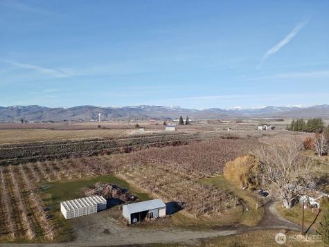 223 Old Riverside Highway Omak WA 98841