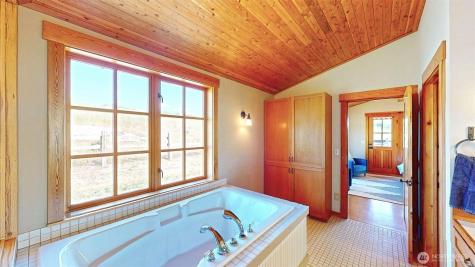 156 Poechmann Road Okanogan WA 98840