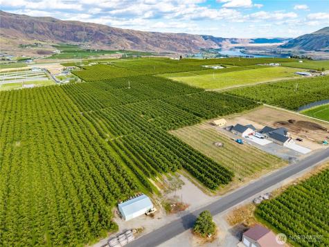 513 S Webb Avenue S East Wenatchee WA 98802