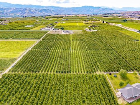 513 S Webb Avenue S East Wenatchee WA 98802