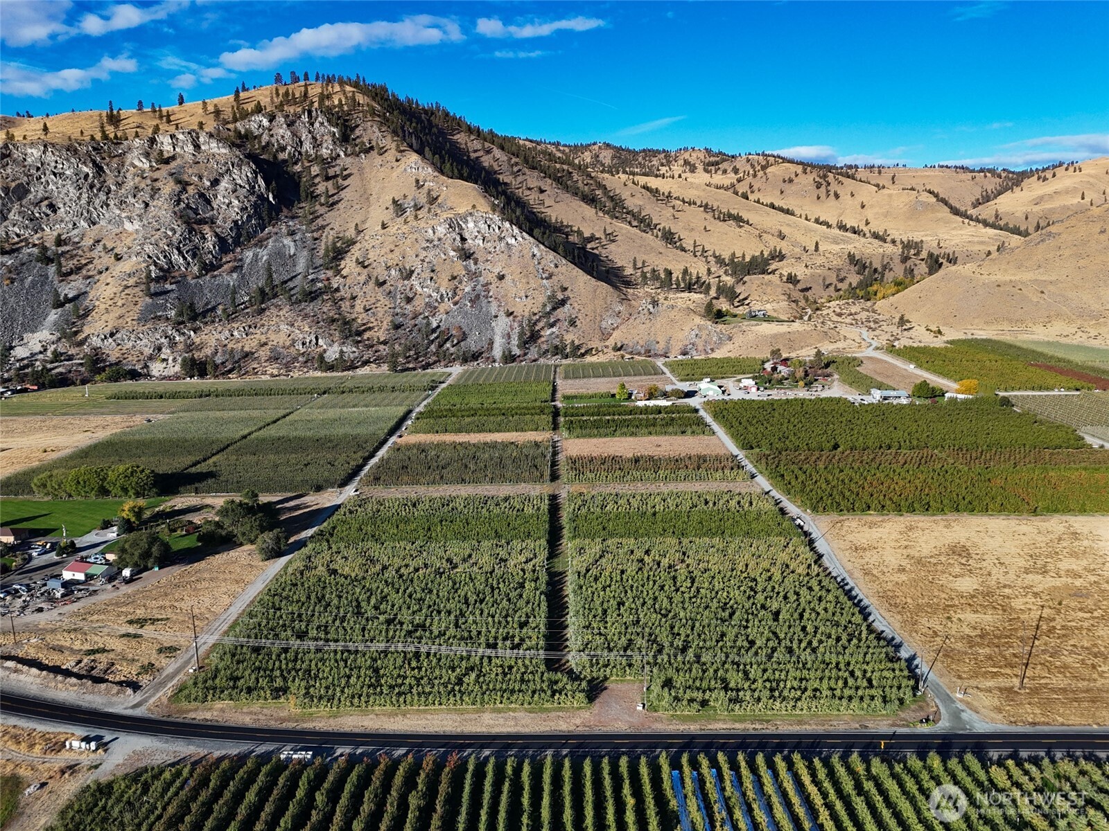 263 Oliver Lane Chelan WA 98816