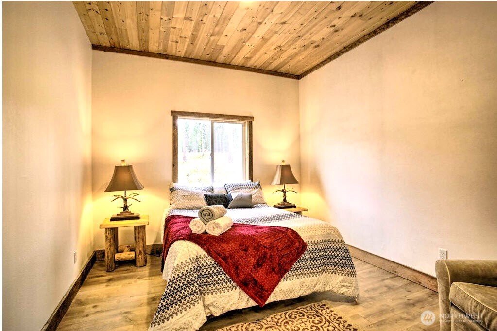 3378 Northport Flat Creek Road Northport WA 99141