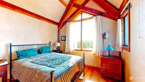 135 Lady Bug Road Oroville WA 98844