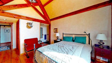 135 Lady Bug Road Oroville WA 98844