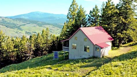 135 Lady Bug Road Oroville WA 98844