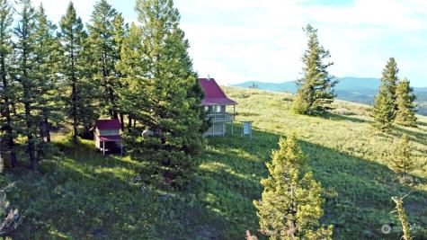 135 Lady Bug Road Oroville WA 98844