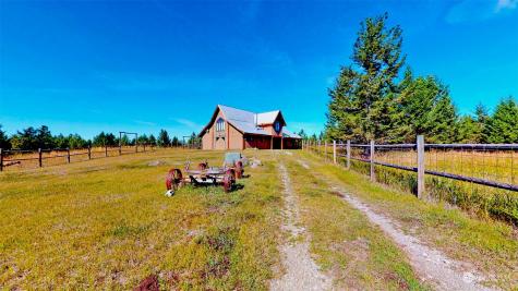 135 Lady Bug Road Oroville WA 98844