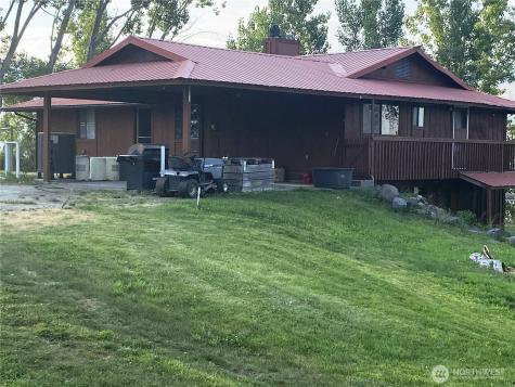 543 Jack Wells Road Bridgeport WA 98813