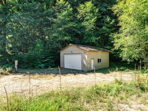 17528 425th Avenue SE North Bend WA 98045