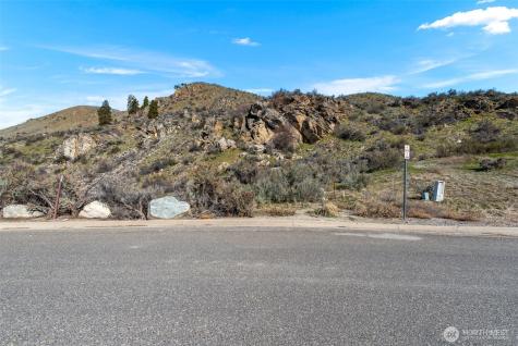 104 Crest Drive Chelan WA 98816