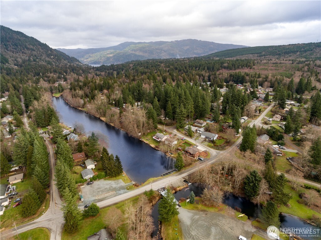 530 Rainbow Drive Sedro Woolley WA 98284