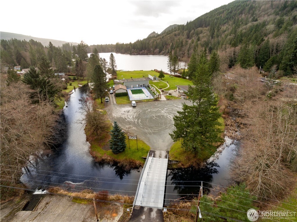 530 Rainbow Drive Sedro Woolley WA 98284