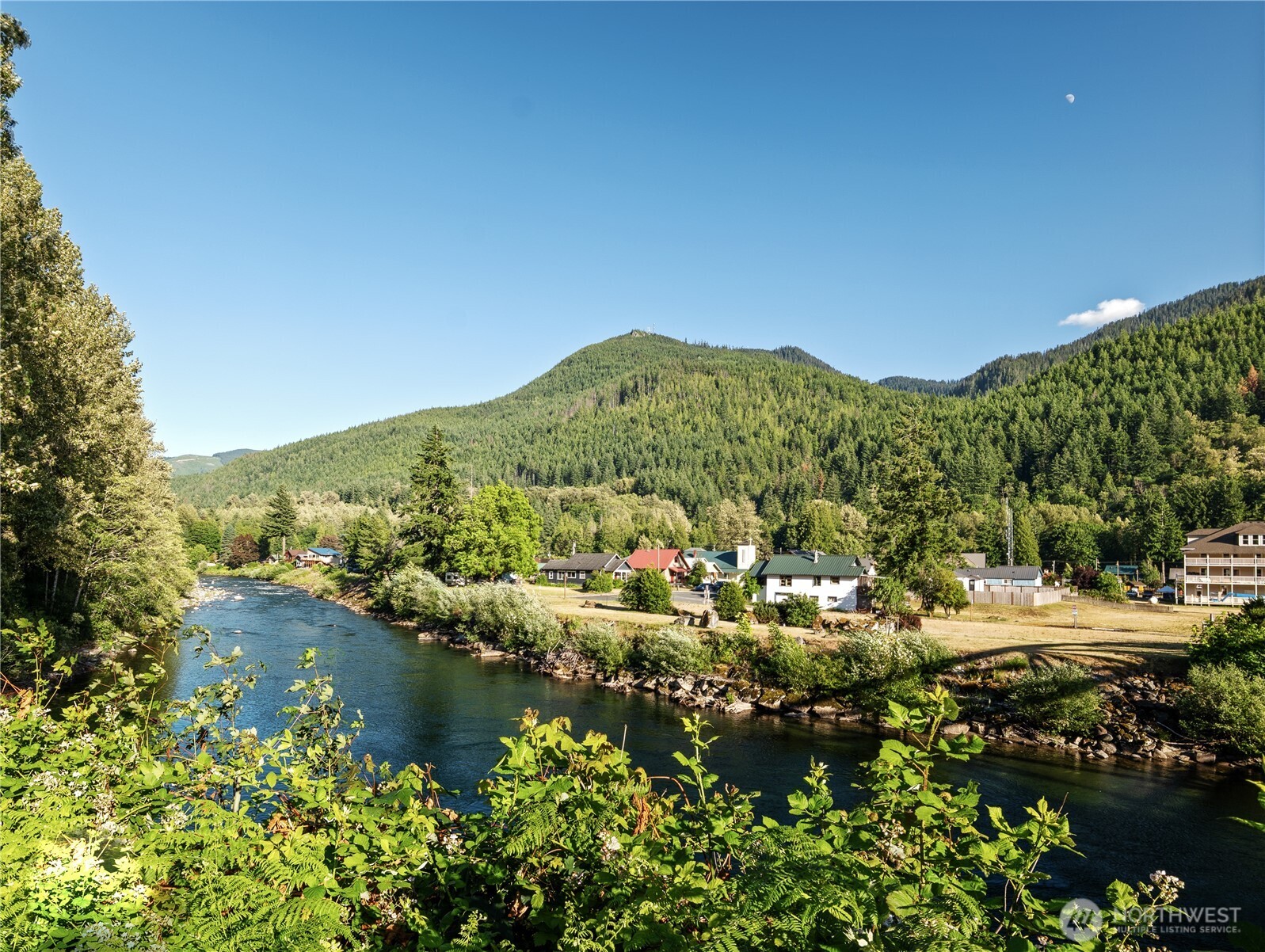76011 NE 123rd Street Skykomish WA 98288