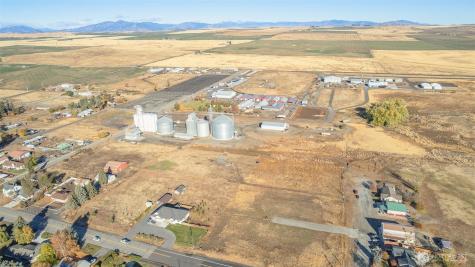 601 E 1st Street Waterville WA 98858