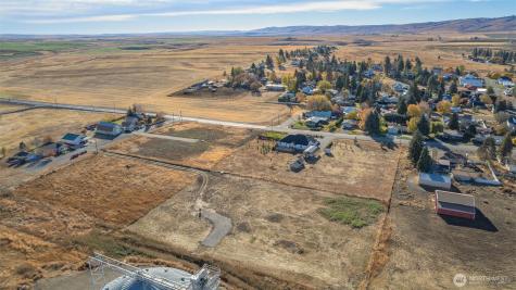 601 E 1st Street Waterville WA 98858