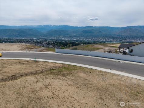 834 NE Tyler Place East Wenatchee WA 98802