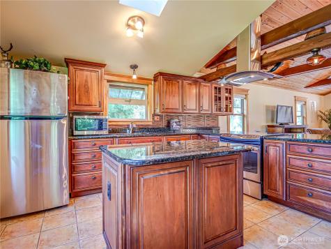 18612 51st Avenue SE Bothell WA 98012
