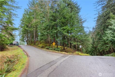 2 Oval Court Bellingham WA 98229