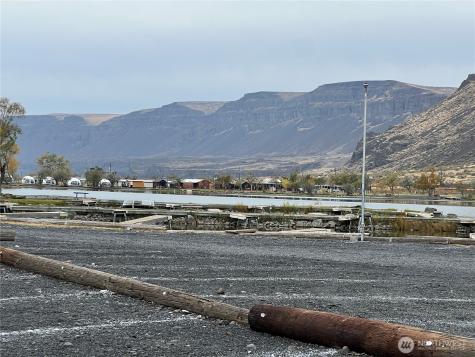 31465 Moore Road NE Coulee City WA 99115