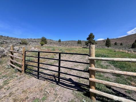 4 Secret Canyon Road Ellensburg WA 98926