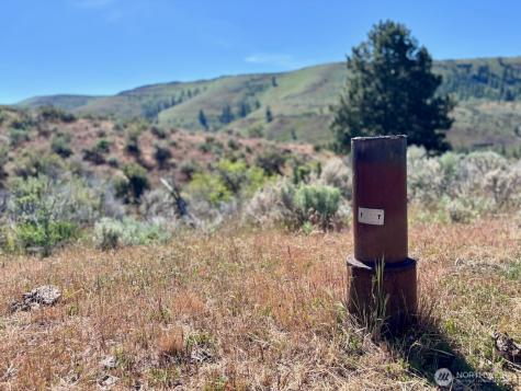 4 Secret Canyon Road Ellensburg WA 98926