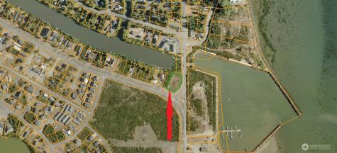 1049 Discovery Avenue SE Ocean Shores WA 98569