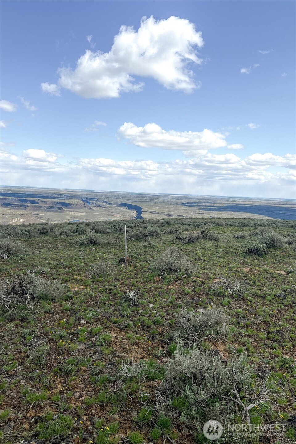 3060 Altura Lane NE Coulee City WA 99115