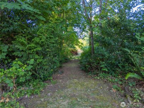 16621 188th Avenue SE Renton WA 98058