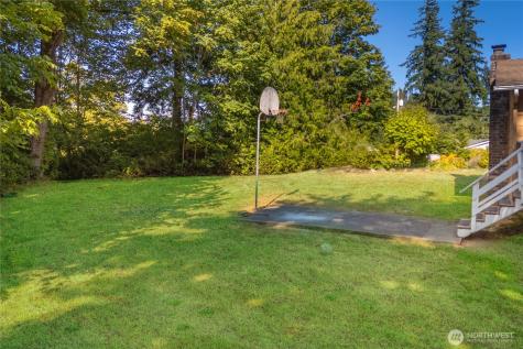 16621 188th Avenue SE Renton WA 98058