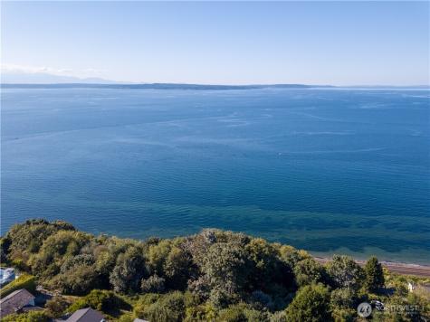 32 NW Esplanade Seattle WA 98117