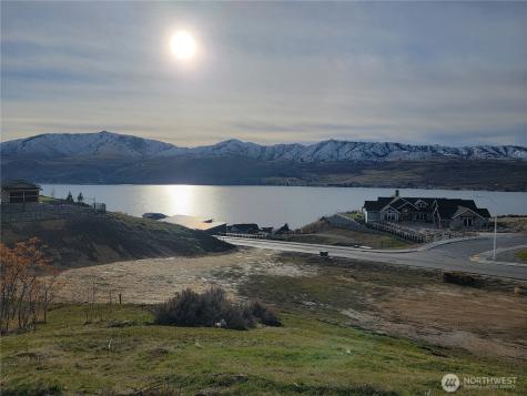 185 Easton Way Chelan WA 98816