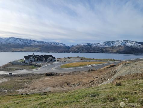185 Easton Way Chelan WA 98816