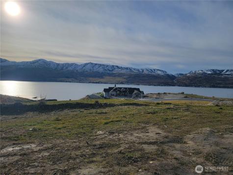 185 Easton Way Chelan WA 98816