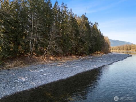 43618 Scenic River Court Concrete WA 98237