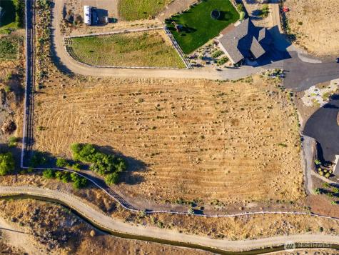 3223 Martin Place East Wenatchee WA 98802