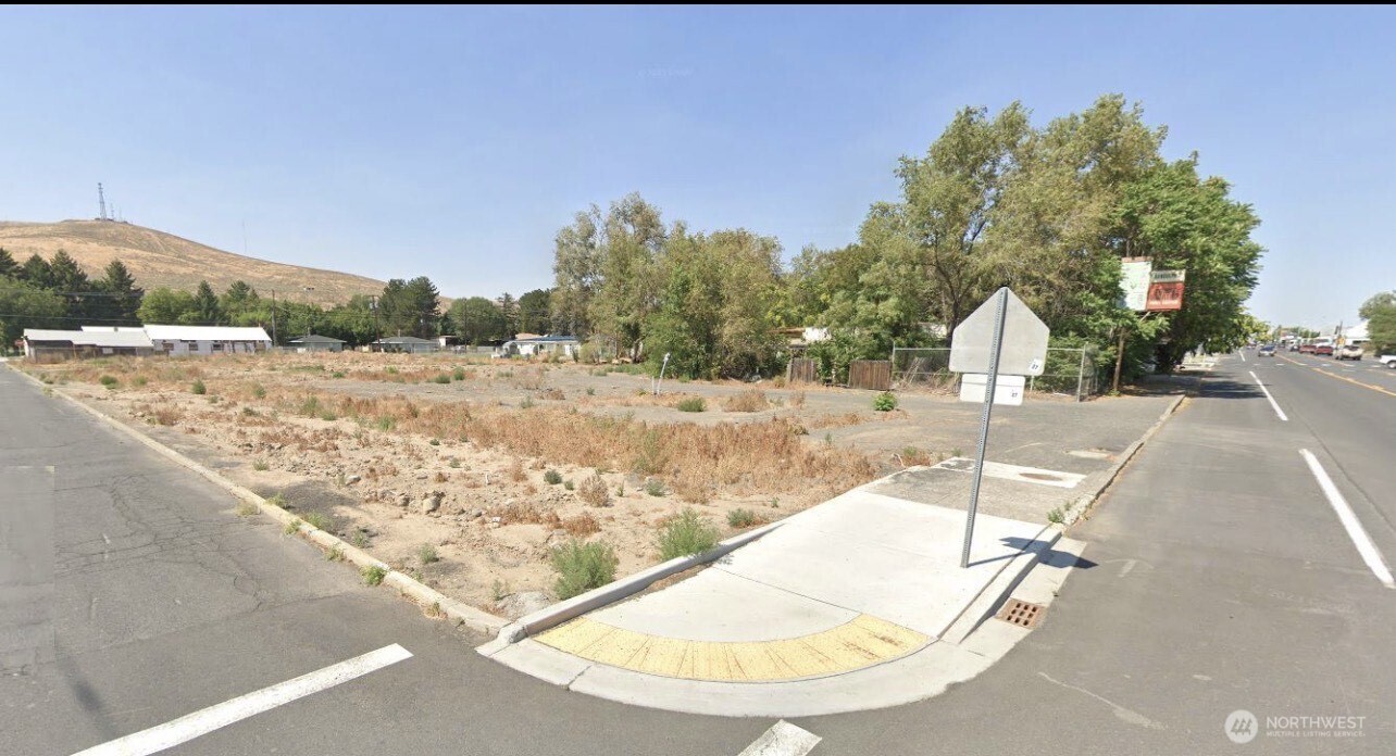 857 SW Basin Street Ephrata WA 98823