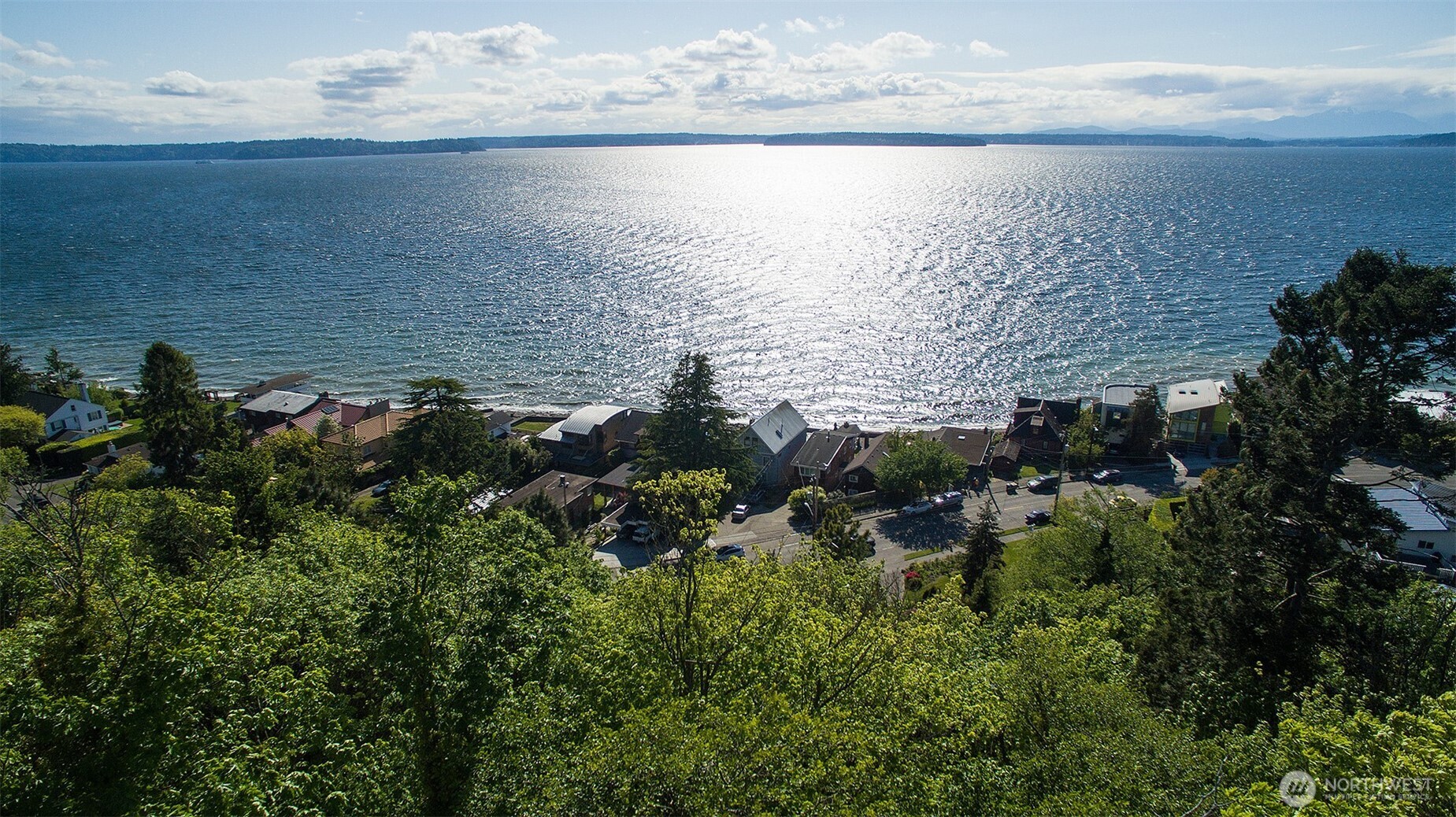 5426 Beach Drive SW Seattle WA 98136
