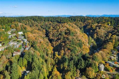 13515 62nd Avenue NE Kirkland WA 98034
