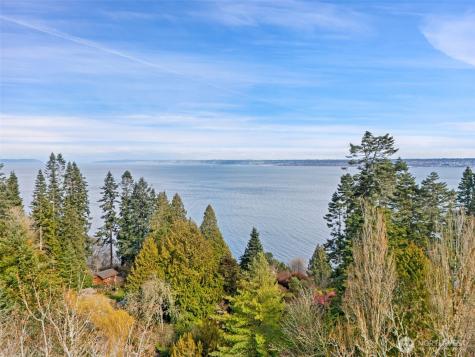 23300 Jefferson Point Road NE Kingston WA 98346